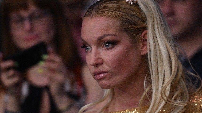 Анастасия Волочкова - Юлия Вербицкая-Линник - Волочкова готова оплатить лечение мужчине, который назвался ее бывшим любовником - 5-tv.ru - Тверь