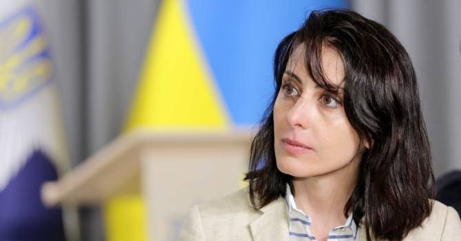 Арсен Аваков - Антон Геращенко - Хатия Деканоидзе - «Дна нет»: экс-глава нацполиции жестко отреагировала на обвинение аваковцев - elise.com.ua
