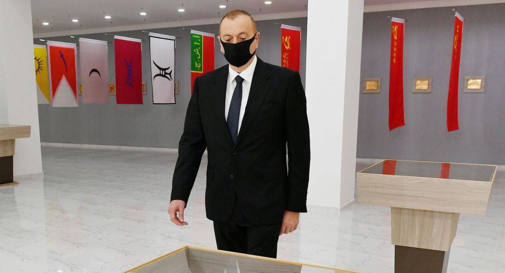 Ильхам Алиев - Какую маску носит президент? - aze.az - Азербайджан - Баку - район Агдамский