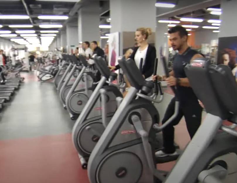 Life - Скандал в сети спортклубов SPORT LIFE: в сети рассказали шокирующие подробности: "Вытирались трусами" - akcenty.com.ua