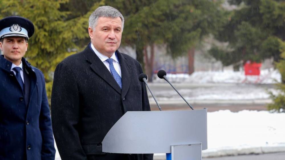 Арсен Аваков - Ярослав Железняк - Депутаты «Слуги народа» и «Голоса» потребовали отставки Авакова - riafan.ru - Украина - Киев