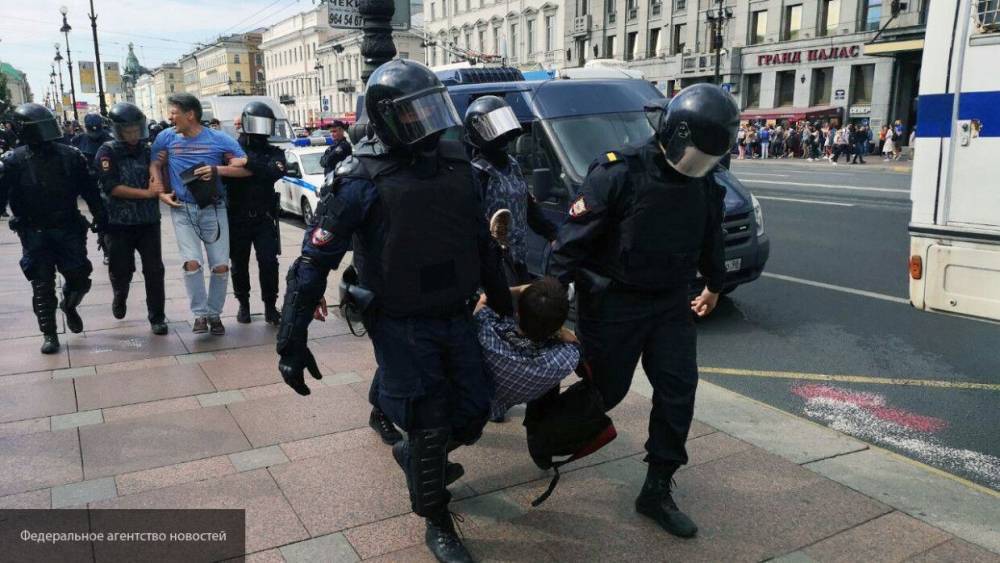 Иван Соловьев - Джордж Флойд - Юрист Соловьев призвал ужесточить наказание за незаконные митинги в РФ - inforeactor.ru - Россия - США