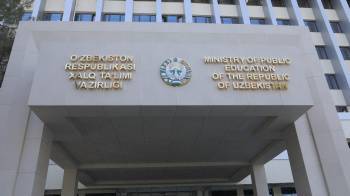 В МНО опровергли информацию, что новый учебный год будет проводиться дистанционно. Проект Online-maktab – это дополнение к программе - podrobno.uz - Узбекистан - Ташкент