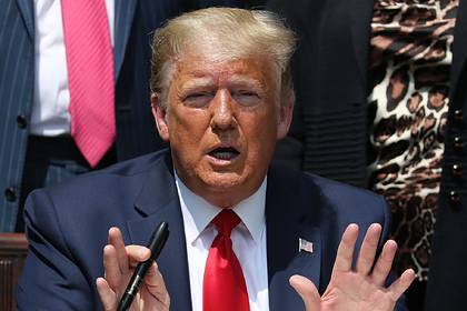 Дональд Трамп - Джордж Флойд - Трамп объявил о скором окончании эпидемии и снятии ограничений в США - lenta.ru - США