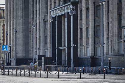 Дмитрий Новиков - В Госдуме прокомментировали высылку российских дипломатов из Чехии - lenta.ru - Россия - Чехия - Прага