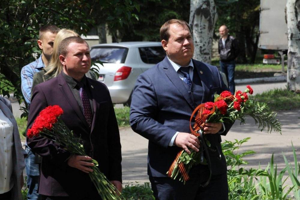Алексей Муратов - Сергей Ермаков - В ДНР открыли мемориальную доску, посвященную памяти ветерана... - politnavigator.net - Россия - ДНР - Донбасс - Донецкая обл.