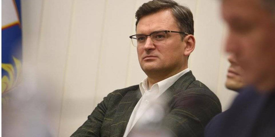 Владимир Зеленский - Алексей Резников - Кулеба отказывается даже говорить с жителями Донбасса, а Резников обещает им райскую жизнь с Украиной - news-front.info - Украина - ДНР - ЛНР - Донбасс