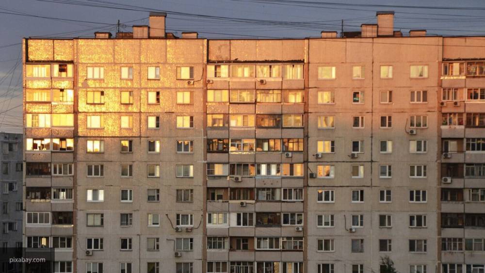 СК начал проверку после падения малыша из окна второго этажа в Череповце - nation-news.ru - Вологодская обл. - Череповец