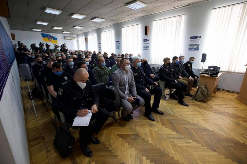 Арсен Аваков - Игорь Клименко - В Днепропетровской области расформировали весь участок полиции из-за сотрудничества правоохранителей с преступниками - vkcyprus.com - Украина - Днепропетровская обл. - район Павлоградский