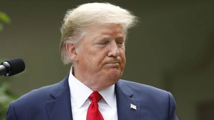 Дональд Трамп - Владимир Брутер - Трамп решил победить расизм усилением экономики, и уходит от ответов - polit.info - США