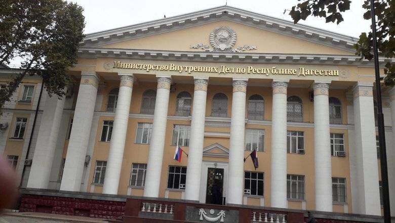 Современный Тарас Бульба: в Дагестане отец убил своего сына за неуважение к семье - newizv.ru - респ. Дагестан - Буйнакск