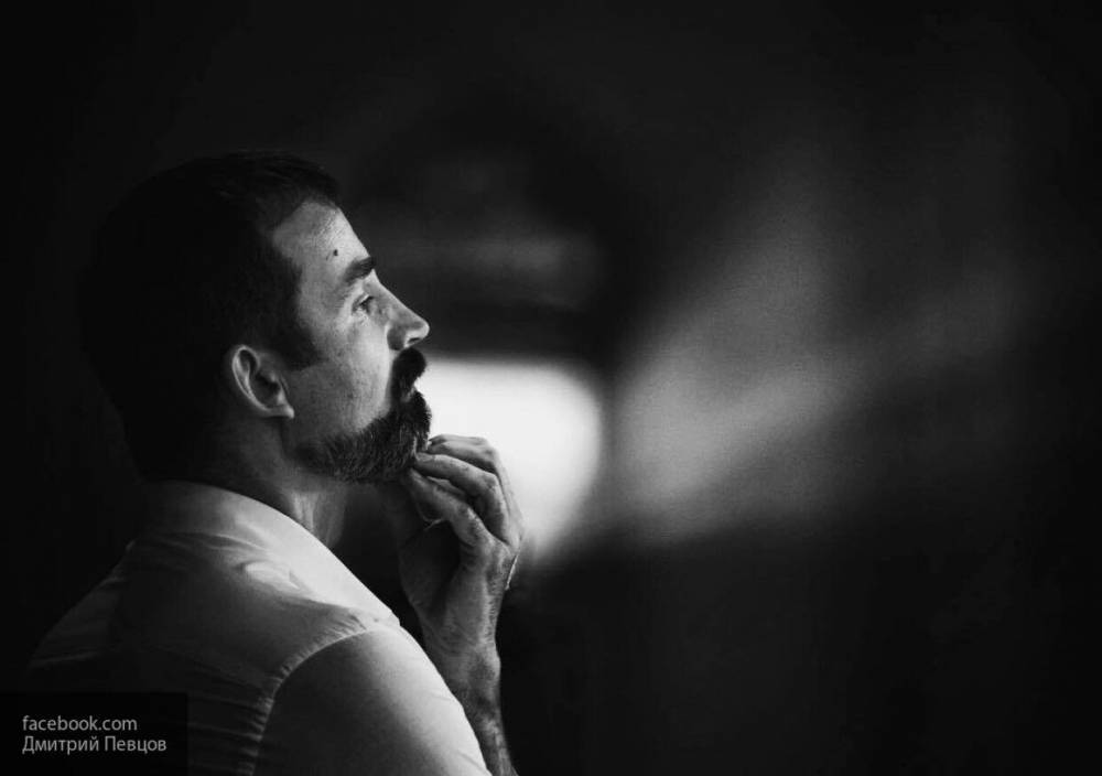 Дмитрий Певцов - Ольга Дроздова - Дмитрий Певцов растрогал фанатов до слез снимком погибшего сына - nation-news.ru - Россия