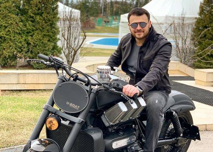 Эмин Агаларов - Эмин Агаларов пытается вернуть через суд 17,5 миллионов рублей - actualnews.org - Санкт-Петербург
