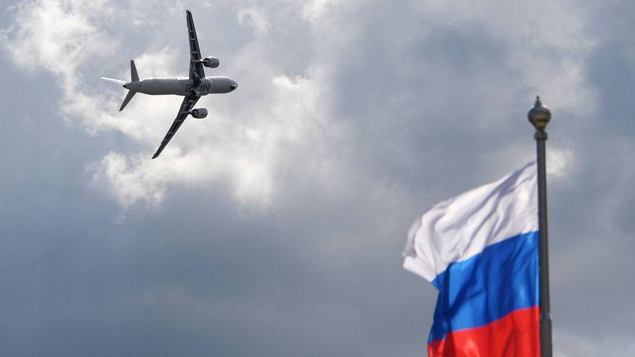 Андрей Бабиша - Высылаемых из Чехии российских дипломатов оперативно доставят на родину - gazeta.ru - Москва - Россия - Чехия - Прага