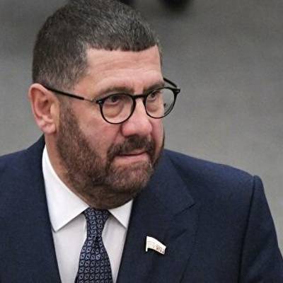 Борис Менделевич - Борис Менделевич раскритиковал проект Минздрава о медосвидетельствовании водителей - radiomayak.ru