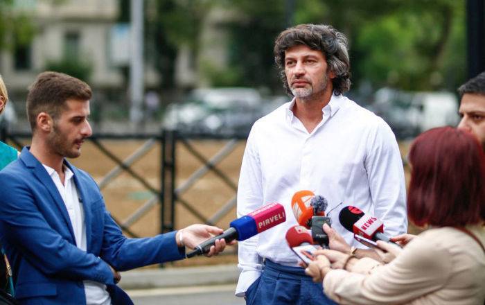 Каха Каладзе - "Подарю футболку" - Каладзе прокомментировал инцидент в сквере Тбилиси - sputnik-georgia.ru - Тбилиси