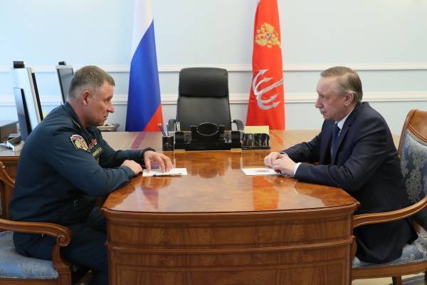 Александр Беглов - Евгений Зиничев - Смольный купит около 50 единиц техники для МЧС - abnews.ru - Россия - Санкт-Петербург