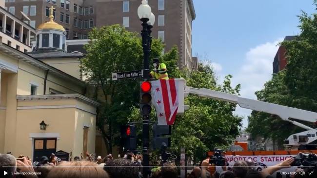 Matter - Напоминает «майдан»: митингующие в США заняли площадь Black Lives Matter - eadaily.com - США - Киев - Вашингтон