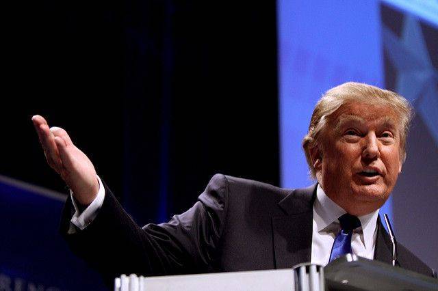 Дональд Трамп - Джордж Флойд - Трамп заявил, что в Вашингтоне протестуют меньше человек, чем ожидалось - aif.ru - США - Вашингтон