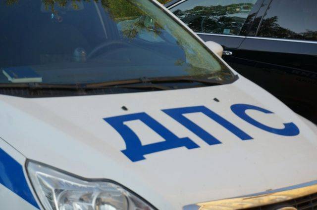 В Хабаровске пьяный водитель сбил мужчину и ребёнка на остановке - aif.ru - Хабаровский край - Хабаровск