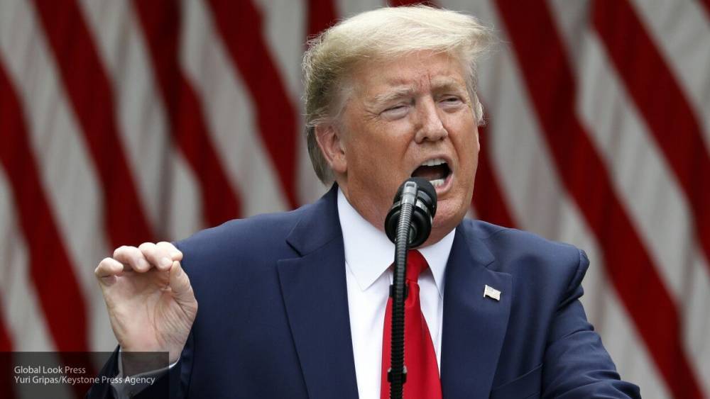 Дональд Трамп - Джордж Флойд - Трамп обратился к правоохранителям после их действий на протестах в Вашингтоне - politexpert.net - США - Вашингтон