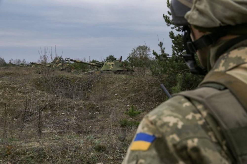 Сутки на Донбассе: НВФ 13 раз нарушили "режим тишины", четверо украинских военных получили ранения - vkcyprus.com - Обстрелы