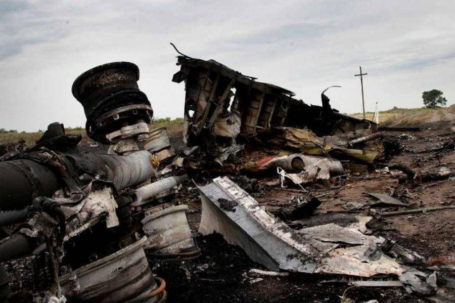Журналист: западные СМИ не проверяют данные расследований по крушению МН17 - news-front.info - Россия - Украина - Европа
