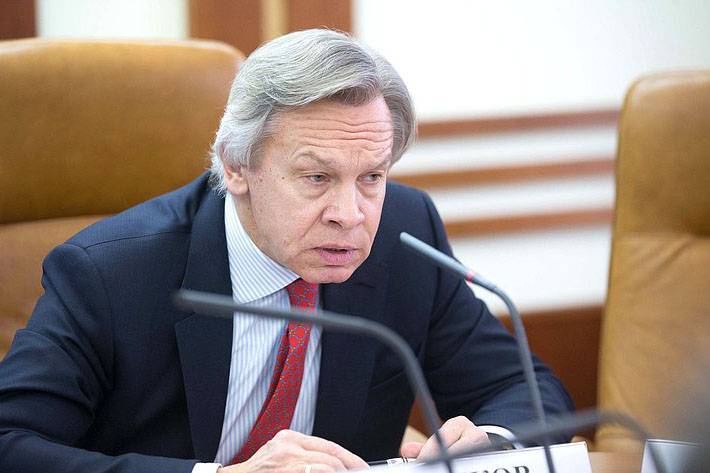 Алексей Пушков - Майкл Макфола - Пушков ответил Макфолу, напомнив о «зле» США в адрес других стран - vm.ru - Москва - Россия - США - Ирак - Ливия - Протесты