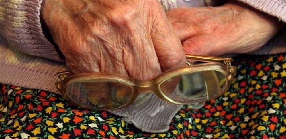 В Ульяновске разыскивают лже-сотрудницу соцзащиты, похитившую у пенсионерки деньги - ulpravda.ru - Россия - Ульяновск