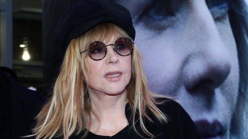 Алла Пугачева - Лев Лещенко - Лев Лещенко рассказал о слежке «двойного агента» за Аллой Пугачевой - 5-tv.ru - РСФСР