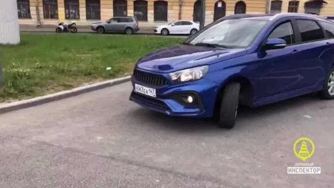 В Петербурге полицией задержан "раста-мобиль" - piter.tv - Санкт-Петербург - Петербург