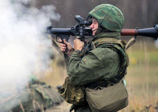В Брянской области военные уничтожают бронеавтомобили условных боевиков из гранатометов - actualnews.org - Брянская обл.