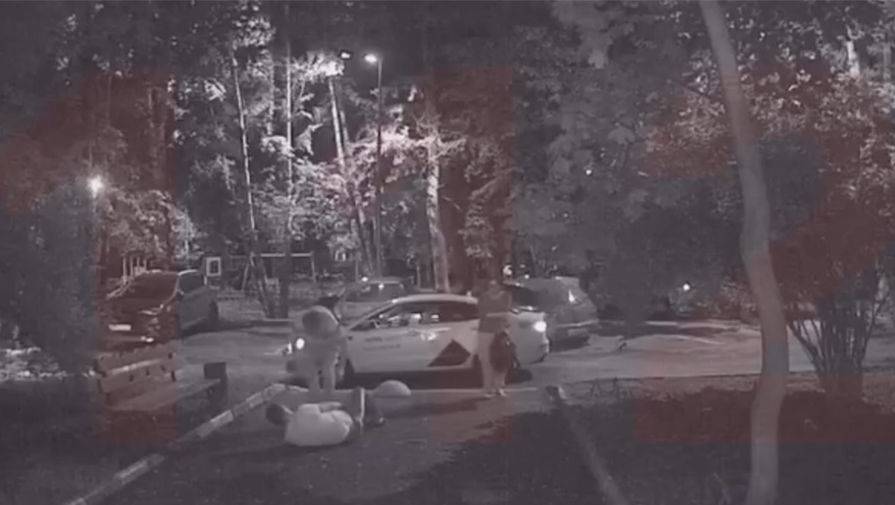 При стрельбе на юго-западе Москвы пострадали двое прохожих - gazeta.ru - Москва
