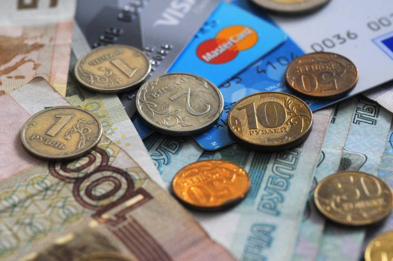 Почасовую оплату труда предложили ввести в России - vm.ru - Россия