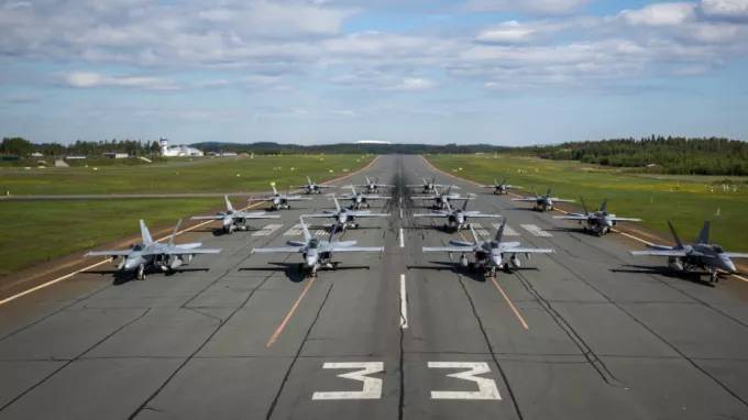 Истребители ВВС Финляндии условно уничтожили российские военные базы - piter.tv - Россия - Финляндия - Хельсинки - Ввс
