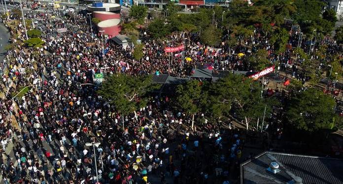 В Бразилии начались акции протеста против Болсонару - inform-ua.info - Бразилия - Бразилиа