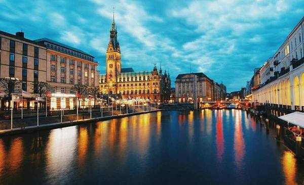 Linux захватывает Германию. Гамбург откажется от Windows и MS Office - cnews.ru - Германия - Гамбург - По