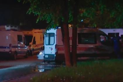 Очевидцы рассказали подробности расстрела прохожих из окна в Москве - lenta.ru - Москва
