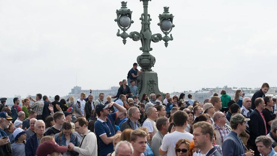 Смольный готовится к первому массовому празднику с начала пандемии - dp.ru - Санкт-Петербург