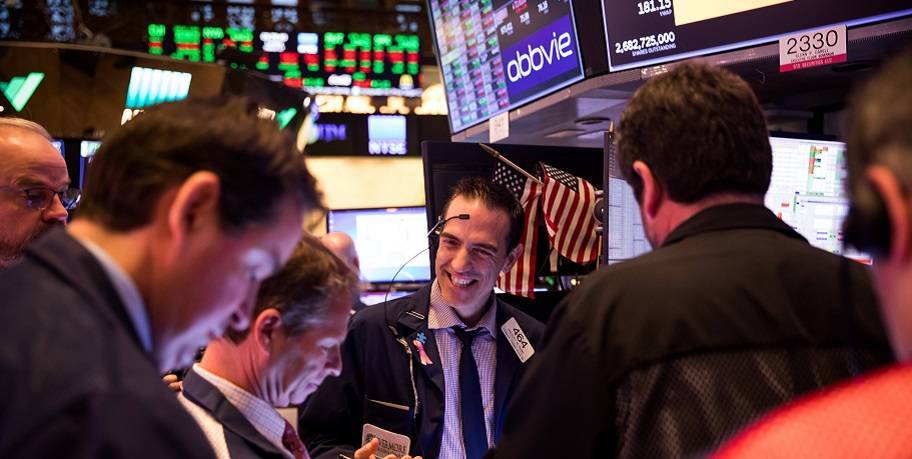 Nasdaq исторического максимума на необъяснимой статистике - expert.ru - США