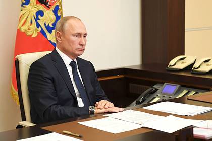 Владимир Путин - Путин назвал особенность социальных поправок к Конституции - lenta.ru