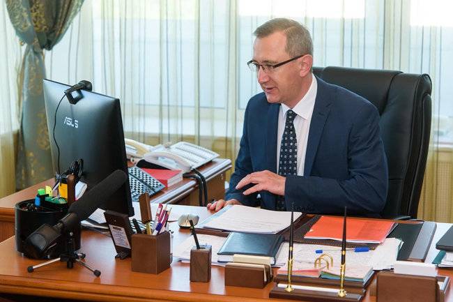 Владислав Шапша - Владислав Шапша призвал ставить более амбициозные цели в детском здравоохранении - infox.ru - Калужская обл.