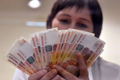 Россиянка похвасталась деньгами от продажи квартиры и была обворована - lenta.ru - респ. Марий Эл