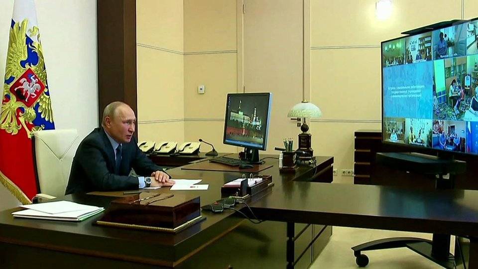 Петр I - Социальные работники принимают поздравления с профессиональным праздником от президента - 1tv.ru
