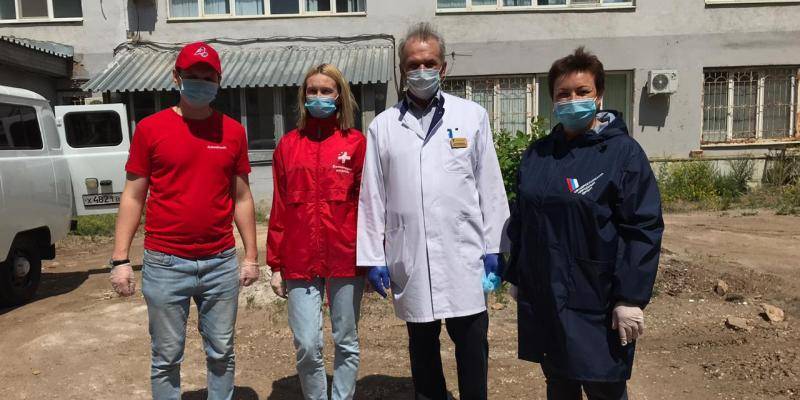 Волонтеры "Молодежки ОНФ" оборудовали госпиталь для пациентов с коронавирусом - ruposters.ru - Россия - Оренбург - Липецк