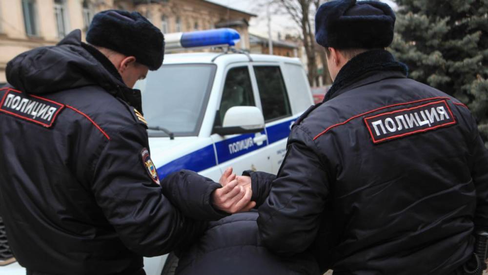 Дмитрий Иванов - В Москве полиция устроила облаву на участников "Бессрочного протеста" - svoboda.org - Москва