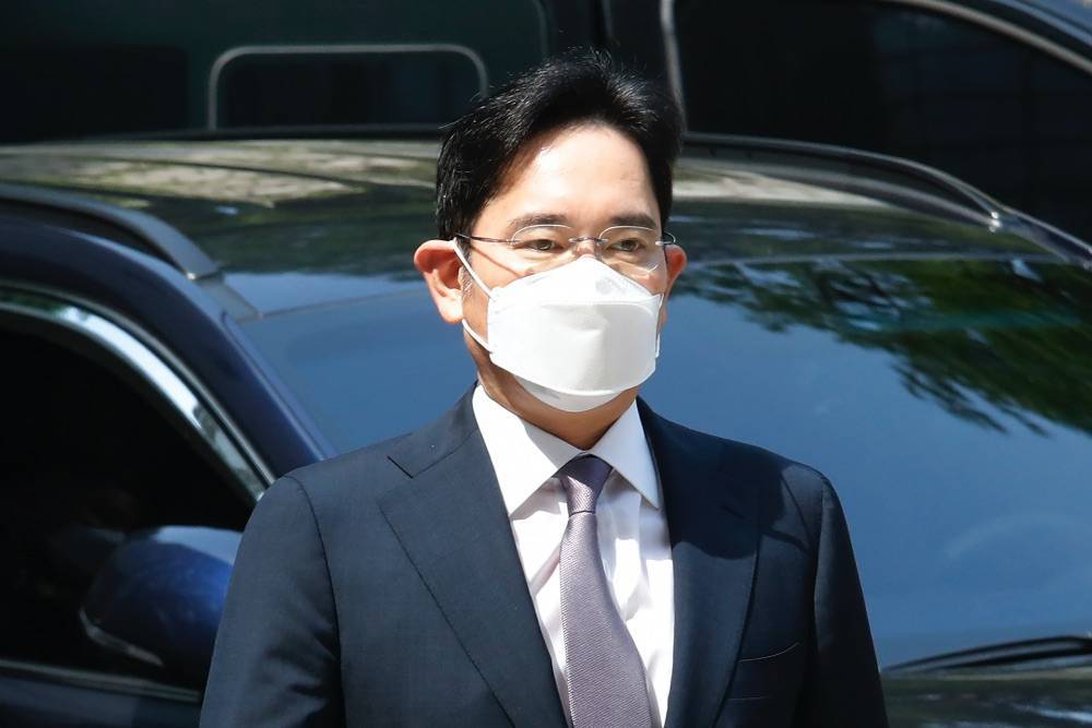 Пак Кынхе - Ли Чжэен - В Южной Корее суд отказал в аресте главы Samsung Electronics - rtvi.com - Южная Корея