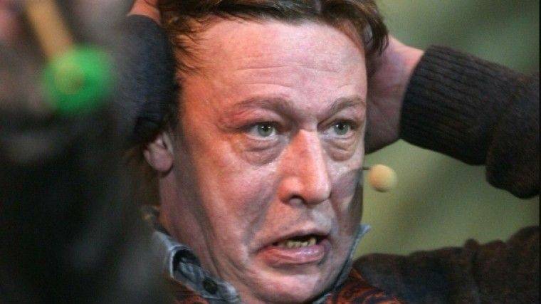 Михаил Ефремов - «Человек-скандал» — топ самых безумных поступков актера Михаила Ефремова - 5-tv.ru - Самара
