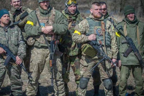 ДНР: Заградотряд «Айдара» расстрелял автомобиль с украинскими военными - eadaily.com - ДНР - Донецк - Астрахань - Мариуполь