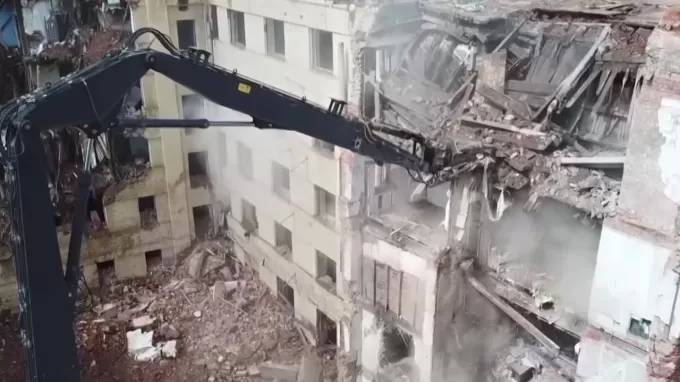 В Москве сносят конструктивистский рабочий поселок Русаковка - piter.tv - Москва